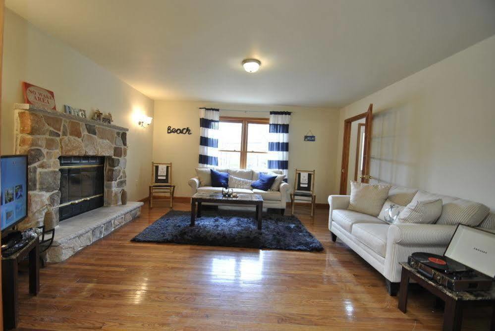 Beach Lake Front By Beach And Lake Front Resort Stroudsburg Exterior foto